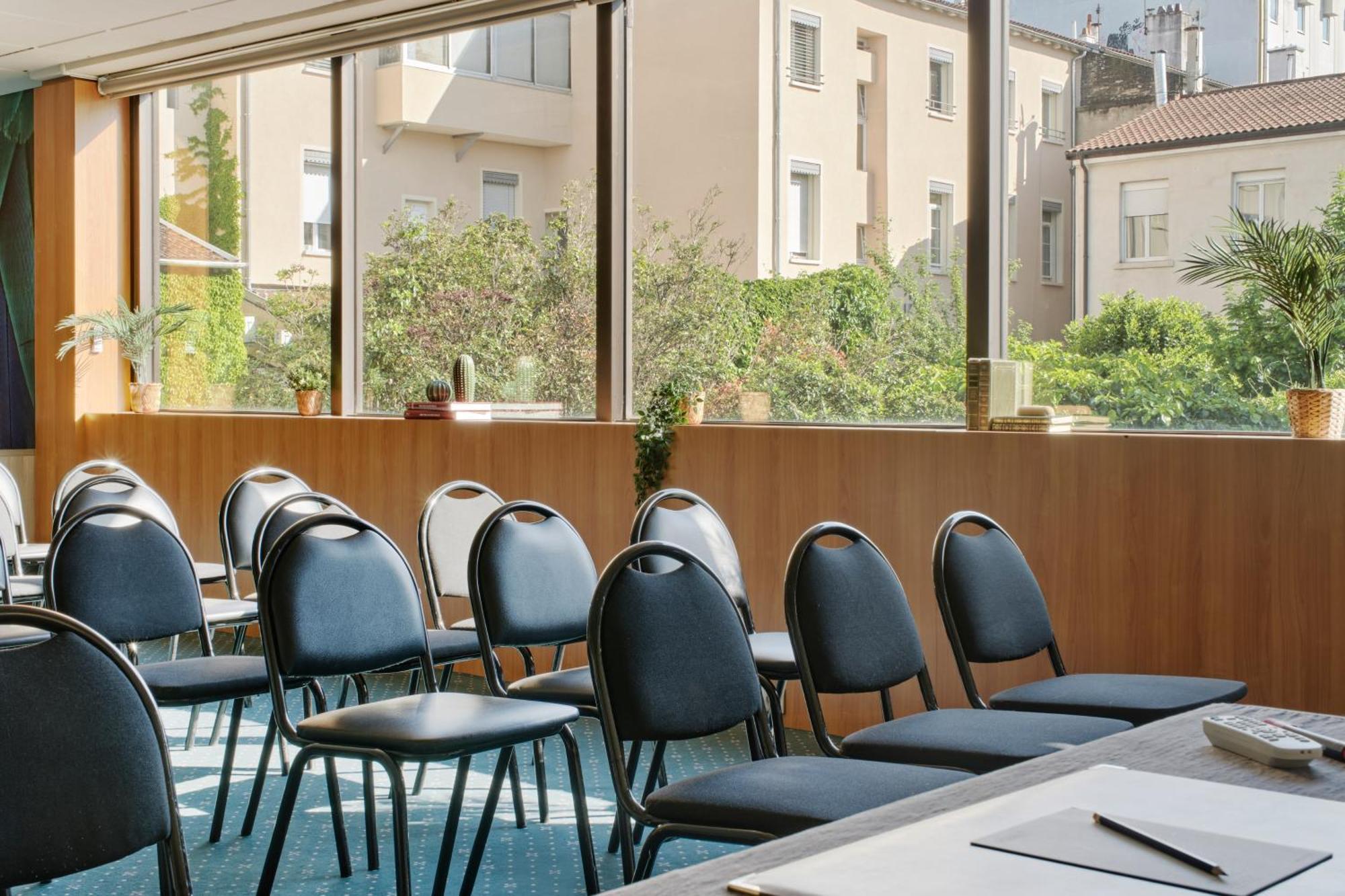Hotel Chromatics & Restaurant Hill Club By Happyculture Lyon Eksteriør bilde